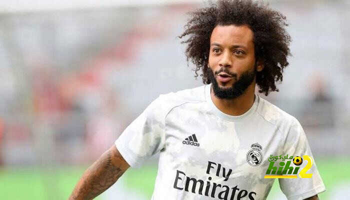 مارسيلو أساسي أمام برشلونة