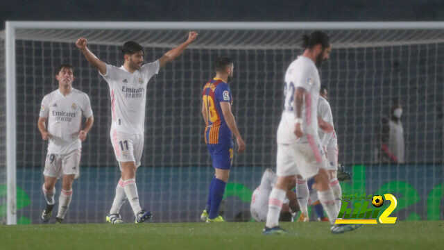 فيديو: تفاصيل حوار مودريتش مع بيكيه بعد نهاية الكلاسيكو