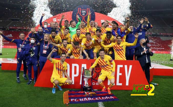 فيديو: اللحظة التي رفع فيها برشلونة لقب كأس الملك