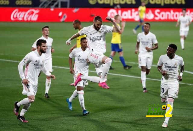 ماذا قال رونسيرو عن مستوى بنزيما أمام قادش؟