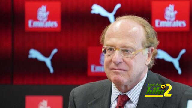 سكاروني وبند هام في عقد الميلان بدوري السوبر الآوروبي