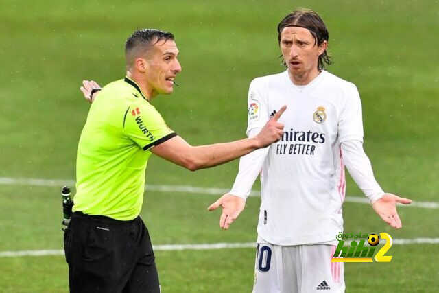 لماذا يحب جمهور ريال مدريد حكم مباراة بيتيس ؟