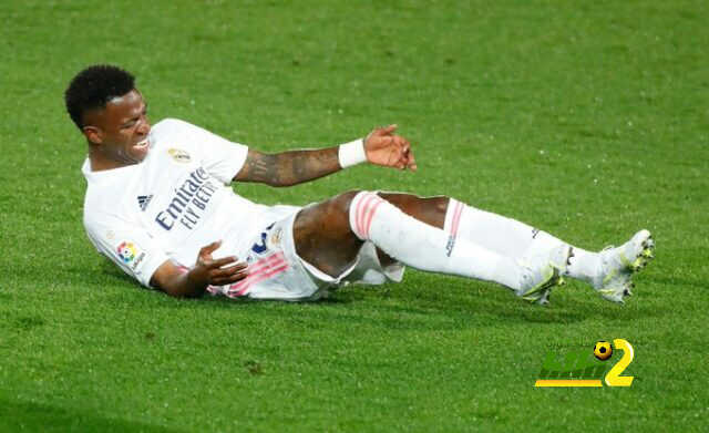 شاهد كيف سخر دومينيك من مطالبة جماهير ريال مدريد بركلة جزاء!