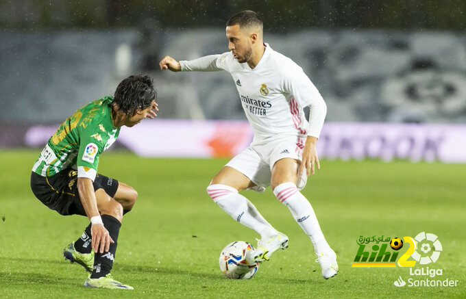 أغيري يصاب بالذهول بعد ظلم ريال مدريد تحكيميًا