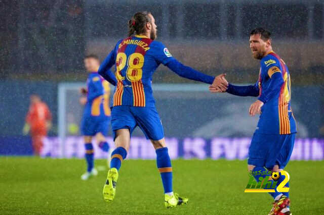 قميص برشلونة أمام أتليتكو مدريد