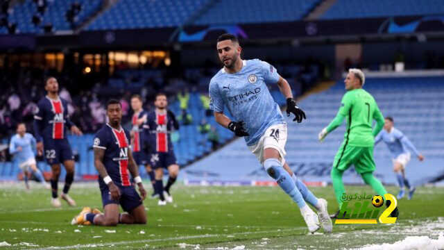 محرز ثاني من يفعلها في تاريخ الأبطال!