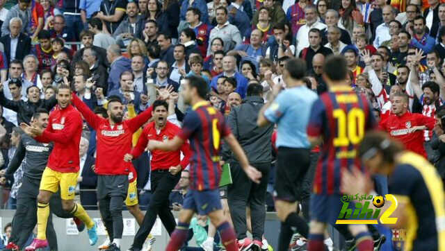 القلق يطارد برشلونة بعد تعيين لاهوز حكمًا لمواجهته مع أتليتكو