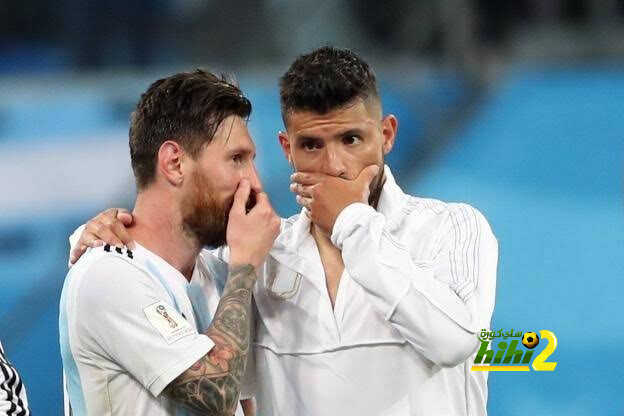 ريفالدو يشجع على انتقال أجويرو للبارسا!