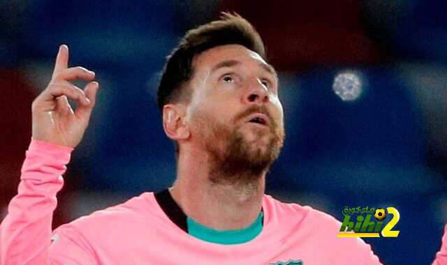 بالبوا يرفض ارتداء ميسي شارة القائد في برشلونة