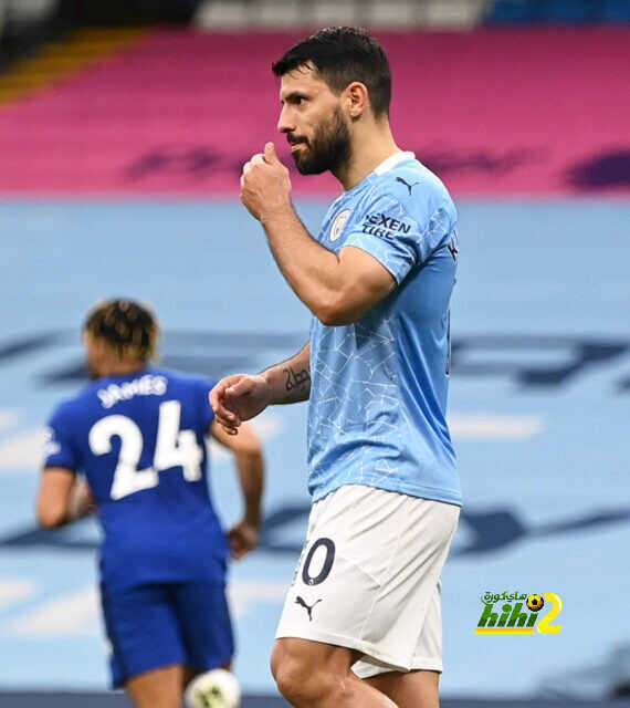 تفاصيل عقد أغويرو مع برشلونة