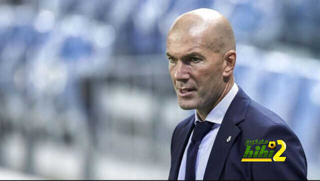 سانز يصدم جماهير ريال مدريد بشأن مستقبل زيدان