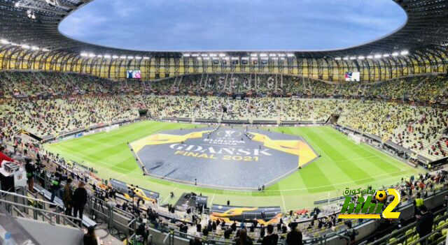 غونزاليس يشيد بنجم فياريال في نهائي الدوري الأوروبي