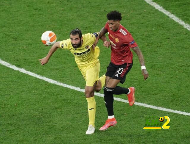 هل استحق فياريال ركلة جزاء في نهائي الدوري الأوروبي؟