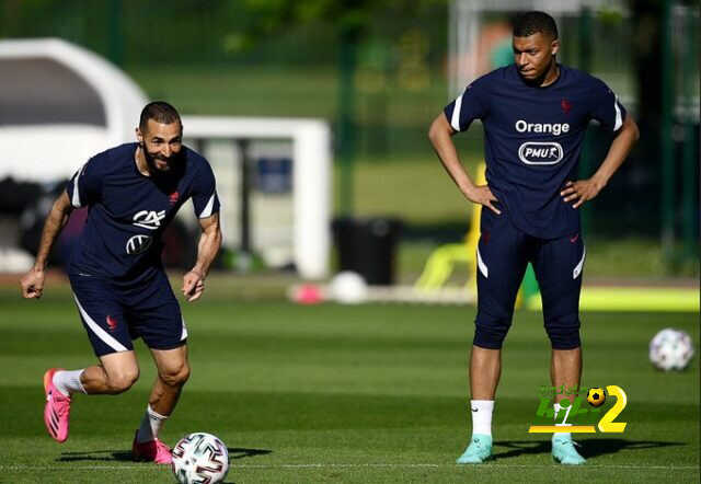 عين على بنزيما .. وأخرى على ريال مدريد!