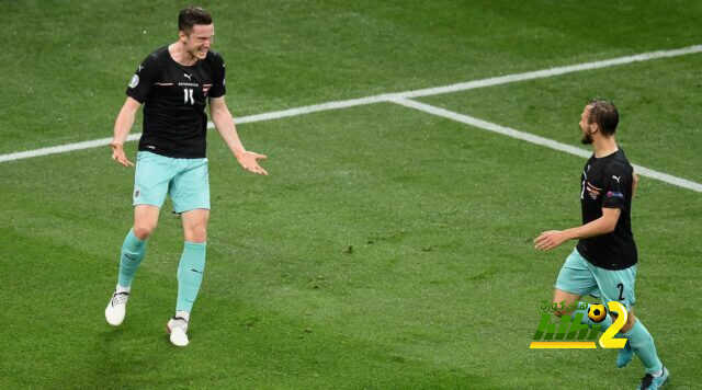 النمسا تعبر مقدونيا، وتبعث رسالة تهديد لهولندا وأوكرانيا!