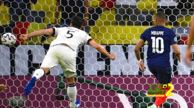 لماذا لن يطلب مبابي الرحيل عن باريس علنيًا؟!