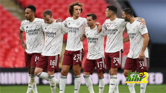 لاعب أرسنال يوافق علي تمديد عقده