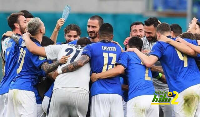 إيمرسون يمدح زملائه بعد الفوز على ويلز