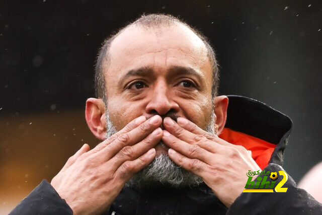 تقارير.. توتنهام ينهي الاتفاق مع مدربه الجديد