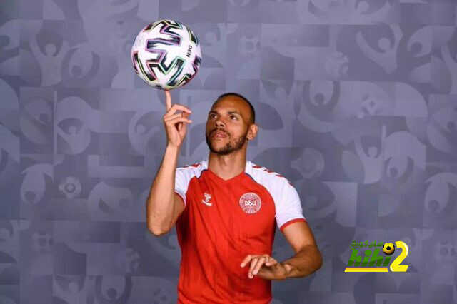 برايثوايت على القمة بين لاعبي برشلونة
