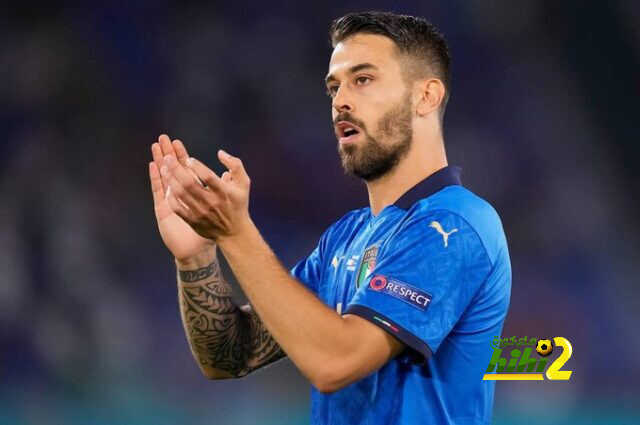 برشلونة ينافس ريال مدريد على ضم نجم روما