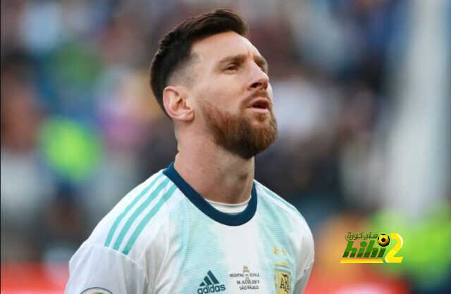 جماهير برشلونة ترفض عقد ميسي الجديد