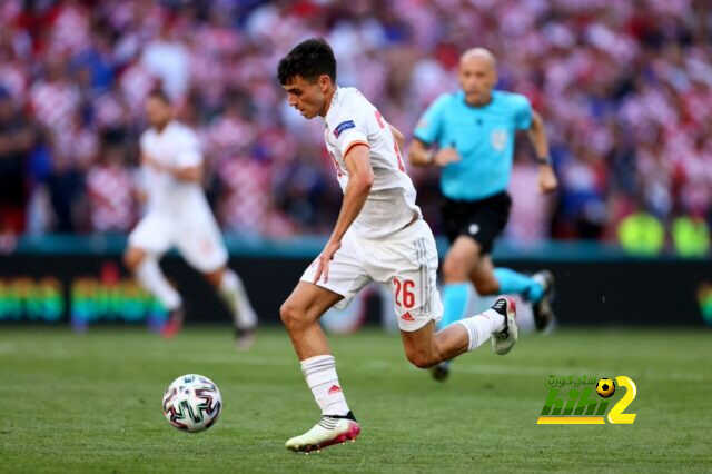 هل يقوم برشلونة ببيع بيدري بعد هذا التصرف الغريب من اللاعب؟