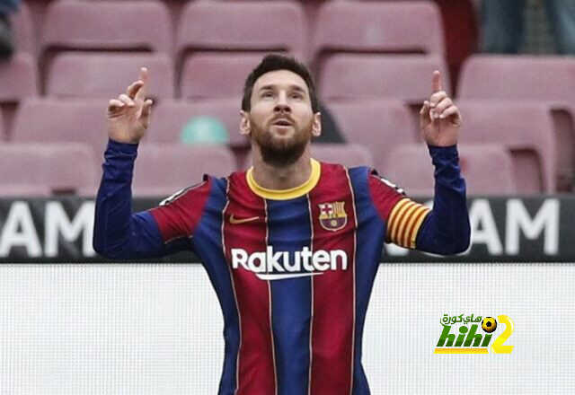 كاراسكو يلوم ميسي على تأخر تجديد عقده مع برشلونة