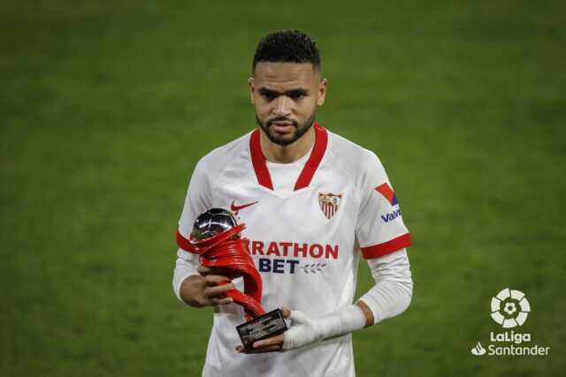 النصيري على رادار السبيرز!
