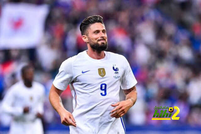 هل يتخلص القميص رقم 9 من لعنته مع جيرو؟