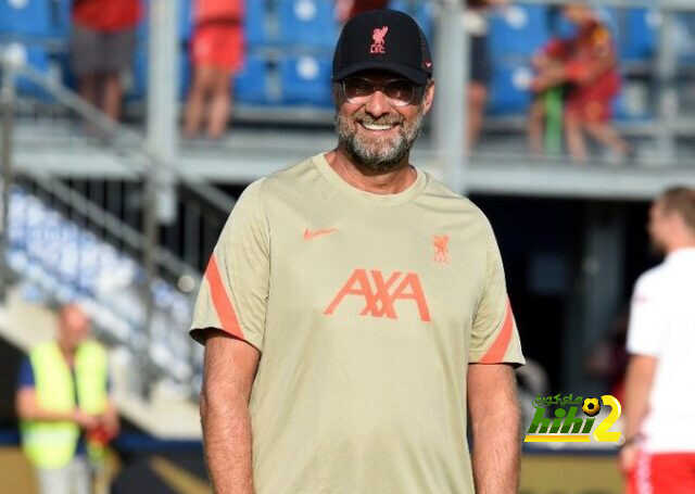 كلوب يطمئن جماهير ليفربول على فان دايك وغوميز