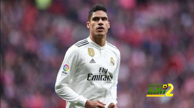 هل ينوي ريال مدريد تعويض رحيل فاران المرتقب؟