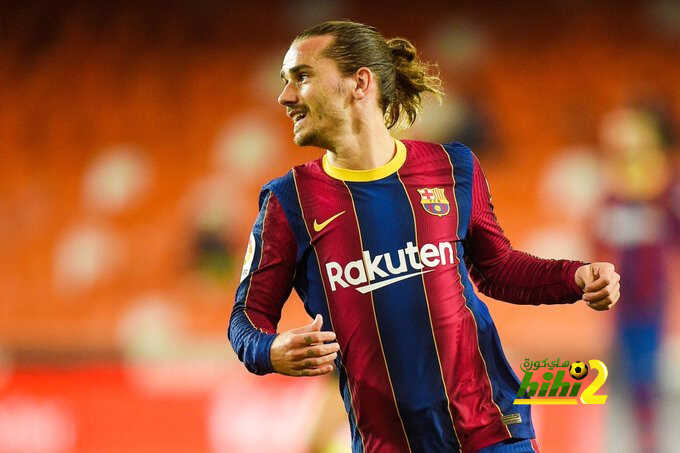 غريزمان يقترب من البقاء في برشلونة