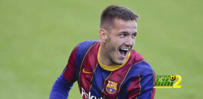 ميانج يفضل الرحيل عن برشلونة