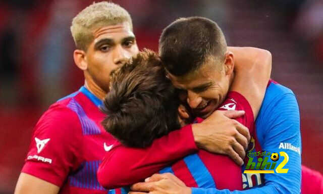 فيديو: تصرف رائع من لاعبي برشلونة تجاه الجماهير