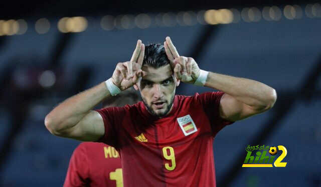 أتلتيكو مدريد يضم مهاجم ولفرهامبتون