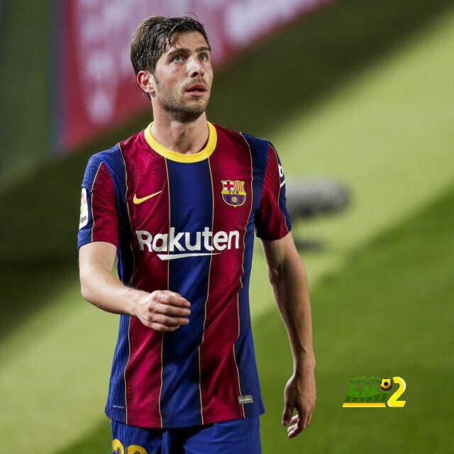 روبرتو ينقذ برشلونة ويسير علي خطي بيكيه