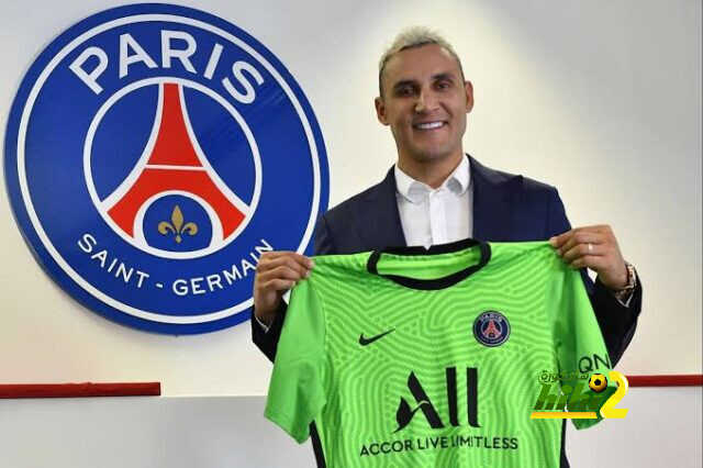 دوناروما يهدد عرش نافاس