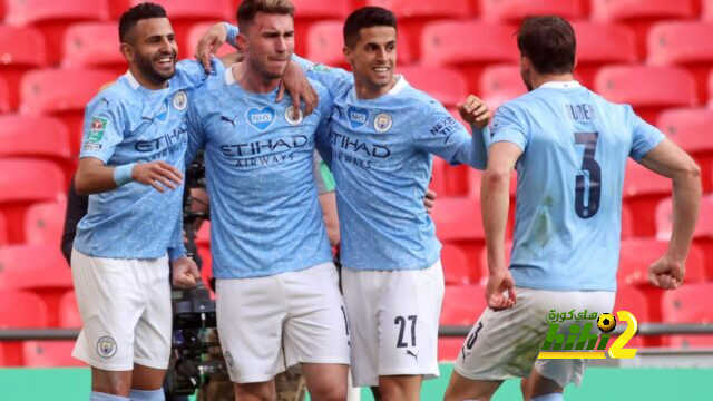 برشلونة يستهدف ثلاثة لاعبين من مانشستر سيتي