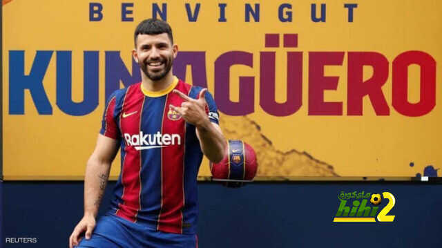 رسميا : الكشف عن رقم قميص اغويرو مع برشلونة