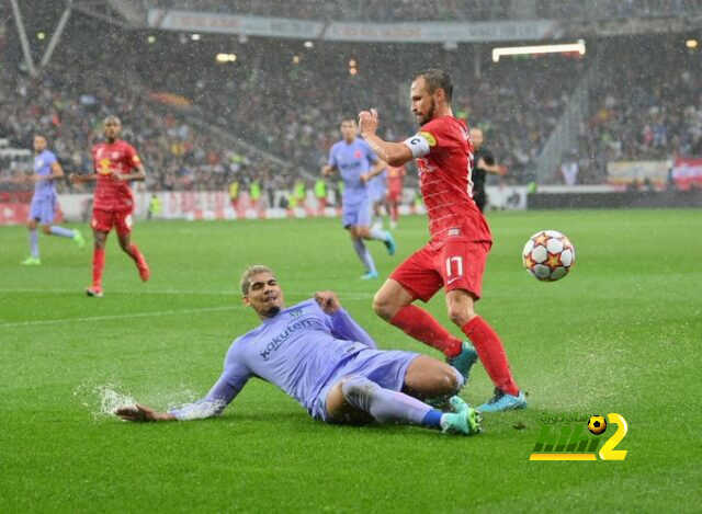 أراوخو يتبرع بالكُرات لنادي طفولته!