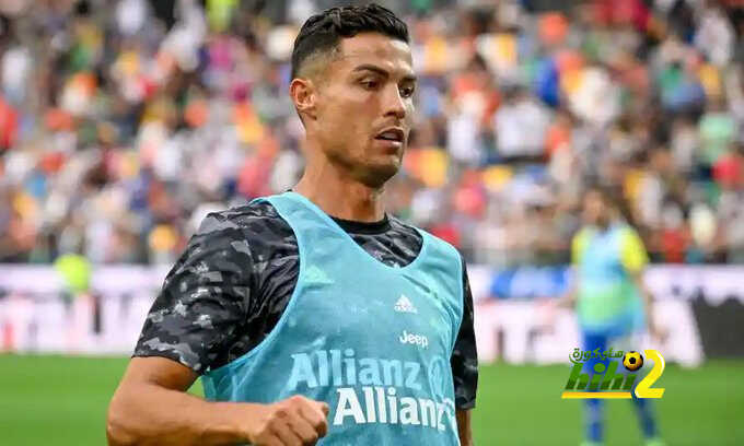 رونالدو يكشف لزملائه عن رغبته بالرحيل