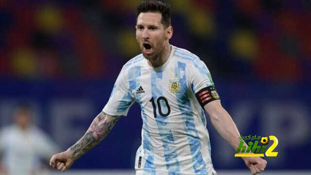 صور… تدخل مرعب على ميسي من لاعب فنزويلا يتسبب في طرده