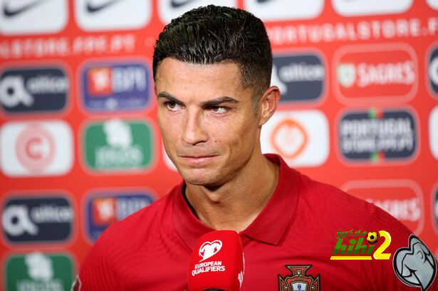 رونالدو للاعبي اليونايتد : جئت هنا لأحقق الدوري الانجليزي !