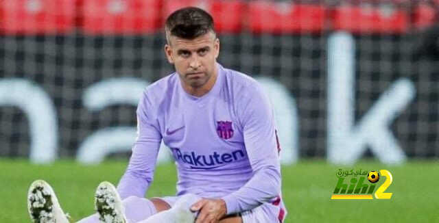 بيكيه مهدد بالعقاب في برشلونة