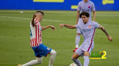 برشلونة يعيد لاعبه للوراء!