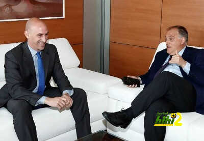 أول تعليق من بيدريرول على أزمة مباراة برشلونة وإشبيلية