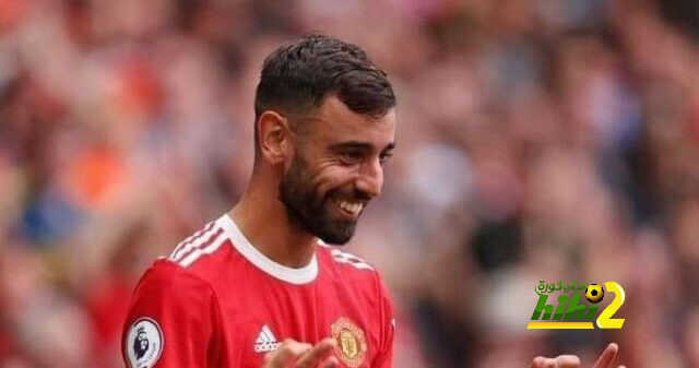 رومانو يكشف موقف برونو من تمديد عقده مع اليونايتد
