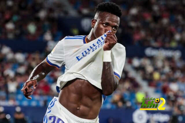 هل يكون موسم فينيسيوس في ريال مدريد؟