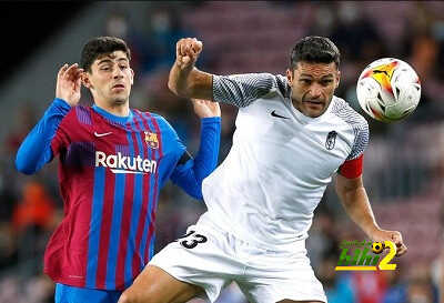 بيدريرول يسخر من حال برشلونة بتغريدة نارية بعد لقاء غرناطة